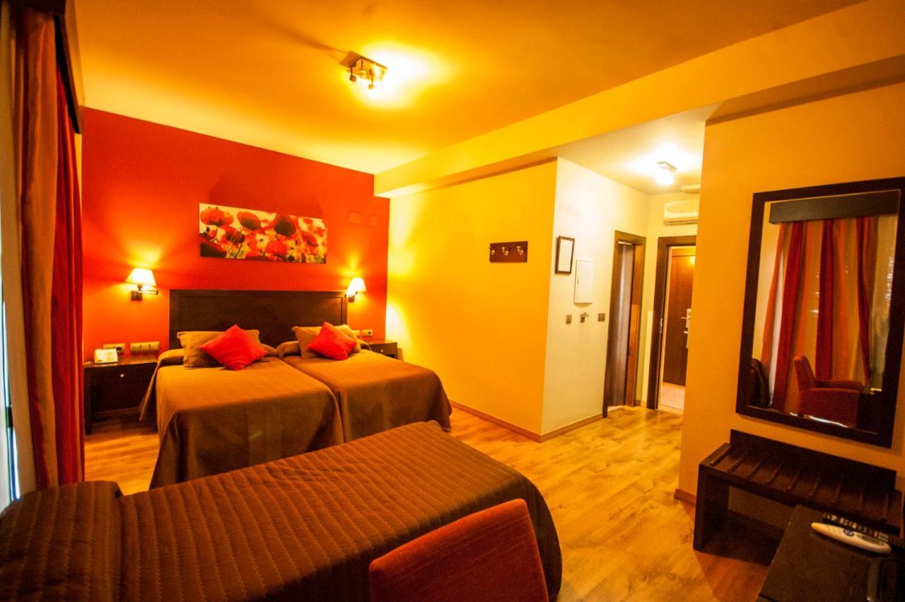 Hotel Atalaya De La Campina Kordoba Zewnętrze zdjęcie